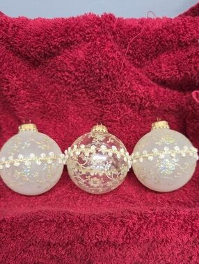 Vintage White and Gold Krebs Holiday Ornament Set - 3 Pack